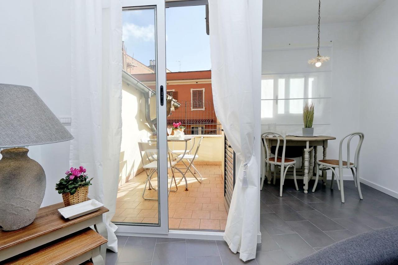 Monti charming apartment - Rome short let Service Extérieur photo